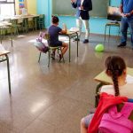 El impacto del horario de ingreso escolar en la salud y el rendimiento