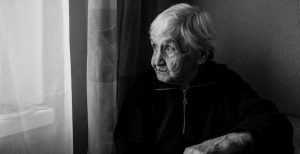 bigstock-abuela-adulto-mayor-1170x600