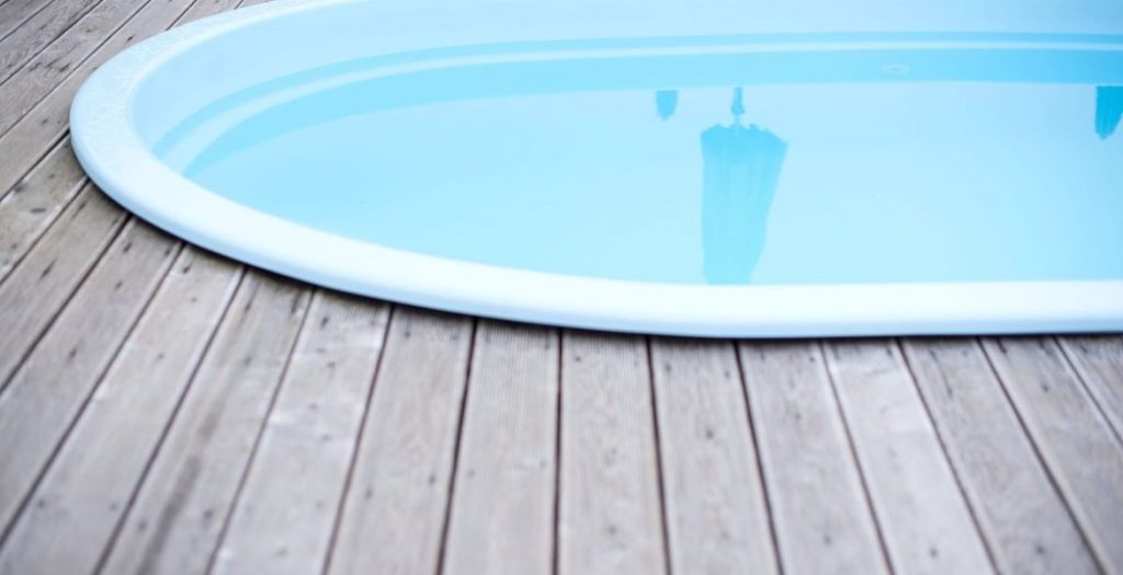 bigstock-pileta-deck-1170x600