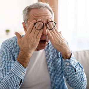 bigstock-glaucoma-senior-man-rubbing-t-450174373_1_621x621