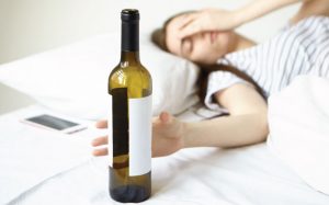 Alcohol-para-dormir-mas-no-para-descansar-MADRID