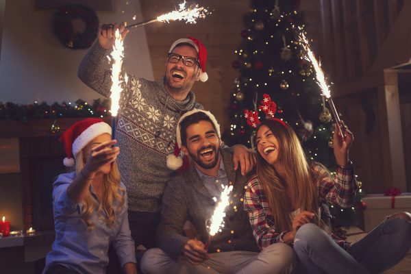 bigstock-festejo-navideño-600x400