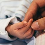 Hallazgo de científicos argentinos para tratar la enfermedad de los bebés prematuros