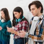 Pacto Parental: retrasar el acceso al celular de los chicos hasta los 13 años