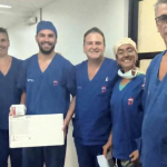 Primer implante de válvula aórtica sin sutura